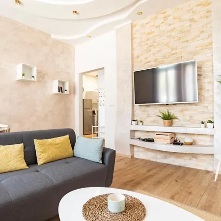 Familial Centre De Appartamento *